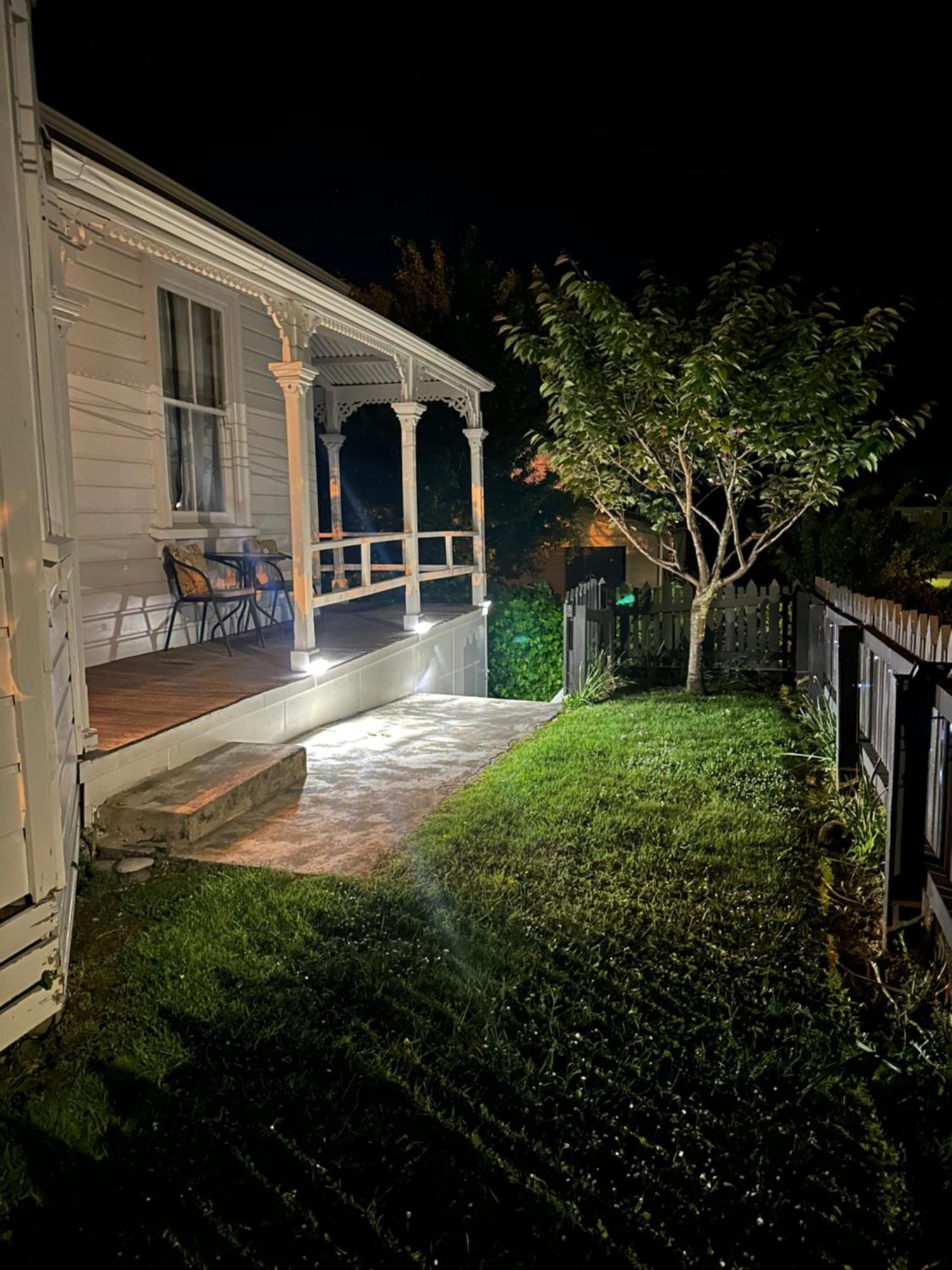 Renwick City Retreat: Central Nelson Oasis Exterior photo